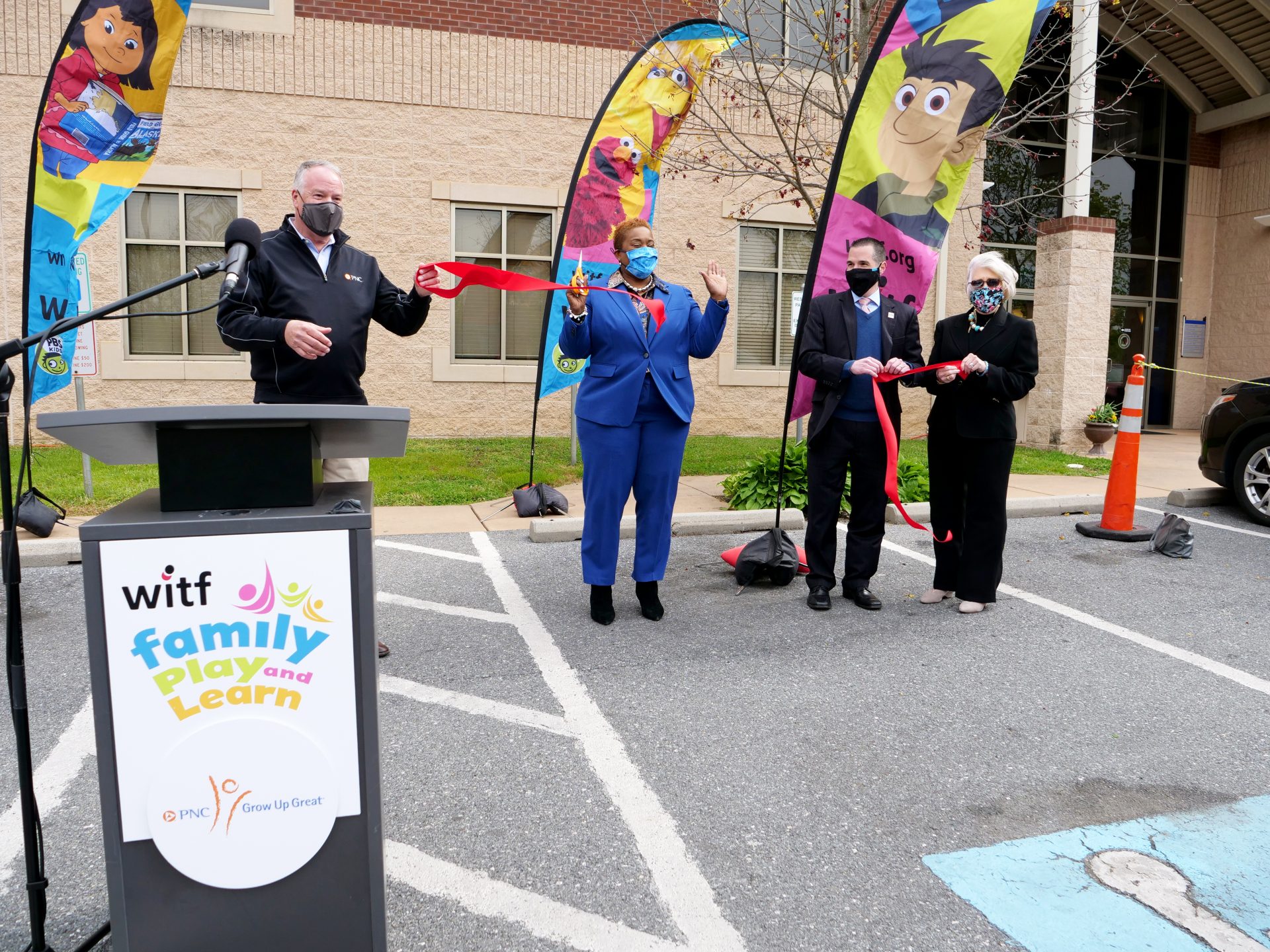 Jim Hoehn of PNC, Willonda McCloud of Bright Side Community Center, Ron Hetrick and Susan Eckert of WITF celebrate the official opening of the new WITF Family Play and Learn at Bright Side.